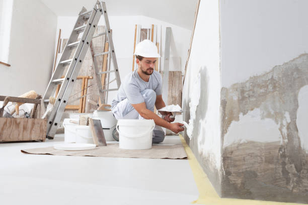 Best Trim and Molding Painting  in Zeeland, MI